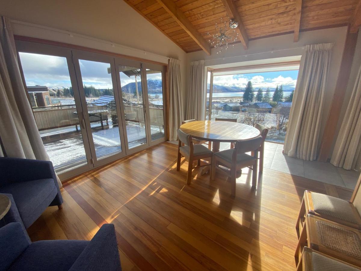 Glacier Rock Lakeview House Lake Tekapo Exterior photo