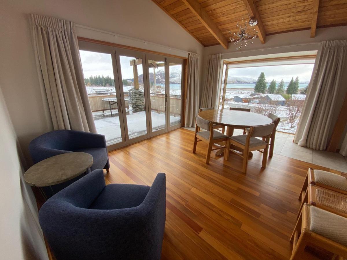 Glacier Rock Lakeview House Lake Tekapo Exterior photo